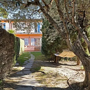 Charlene Appartamento Albenga